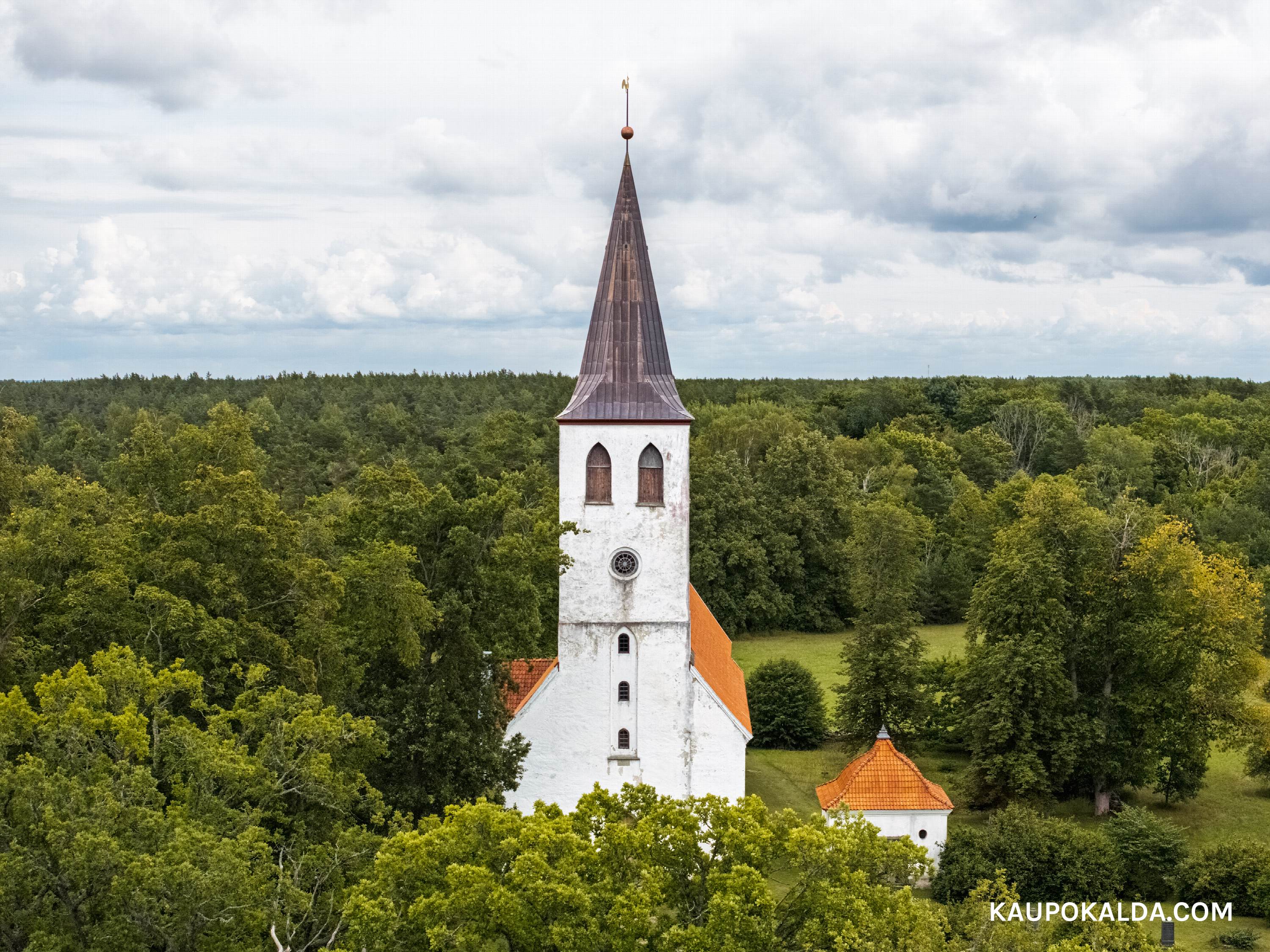 Pühalepa kirik, Hiiumaa