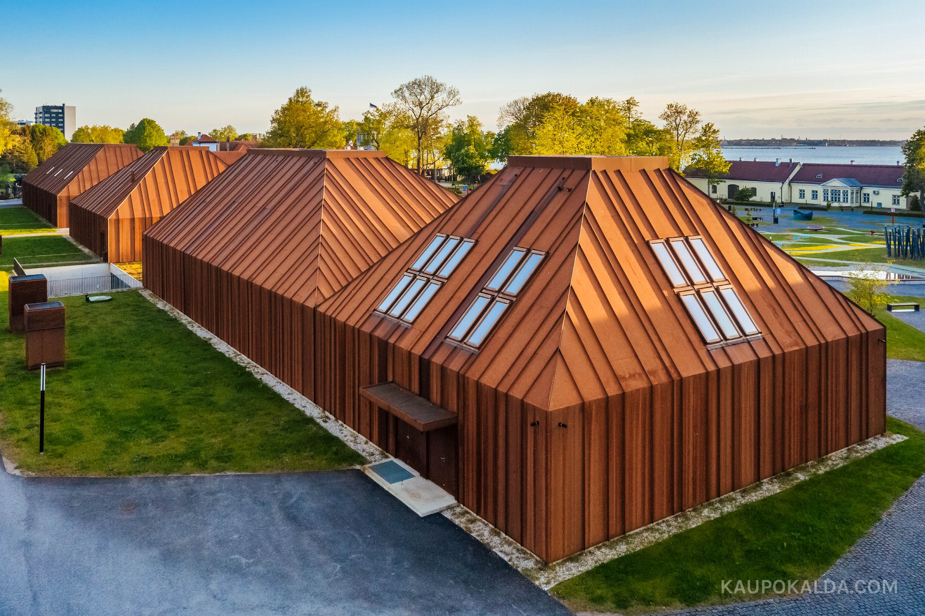 Maarjamäe loss ja Filmimuuseum