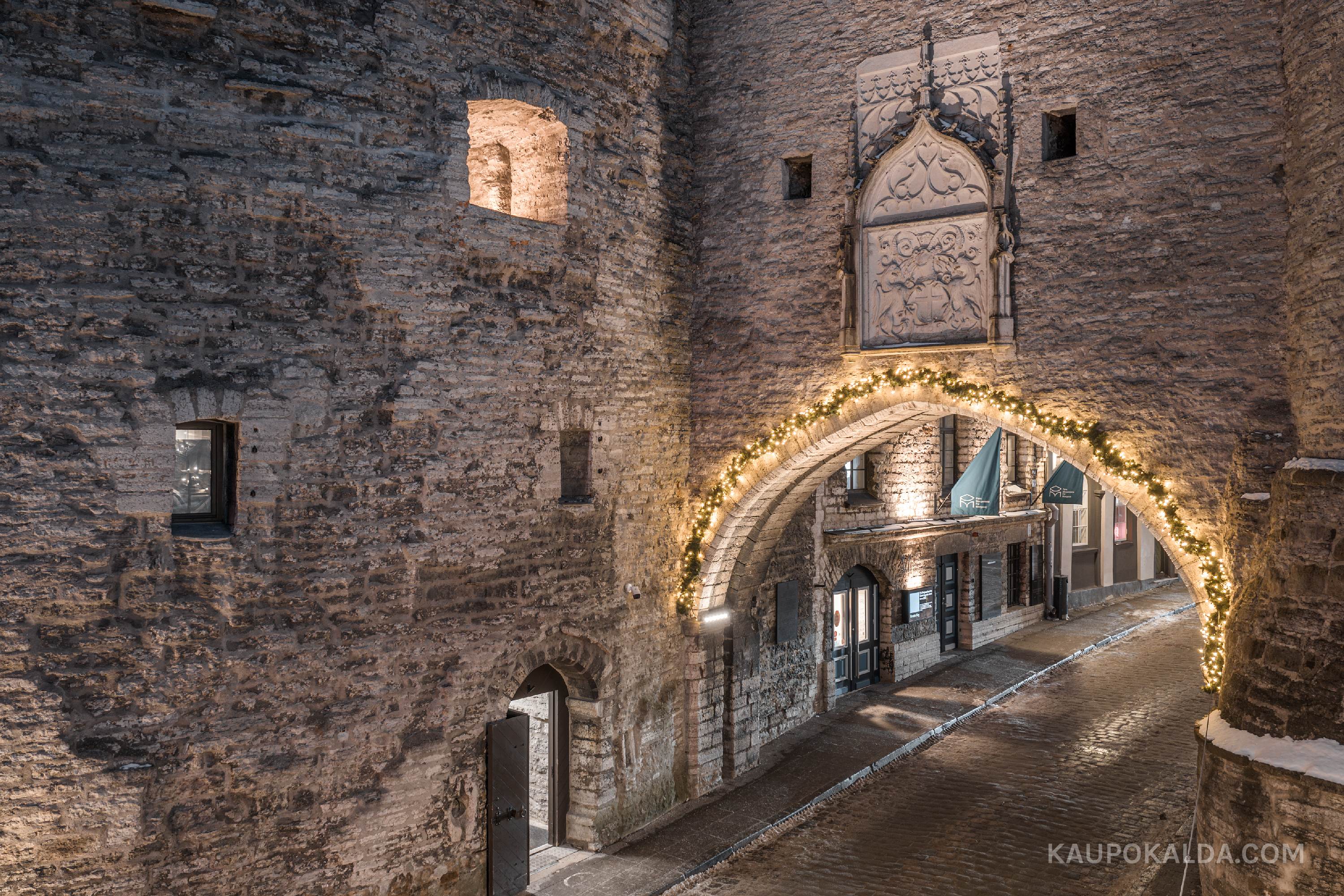 Paks Margareeta ja Suur Rannavärav