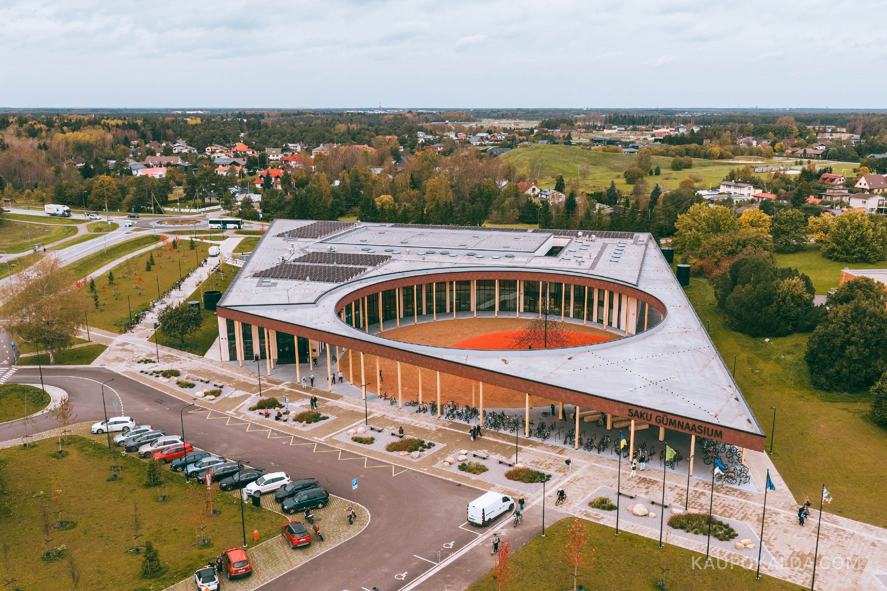 Saku Gümnaasiumi õppehoone TÄPP