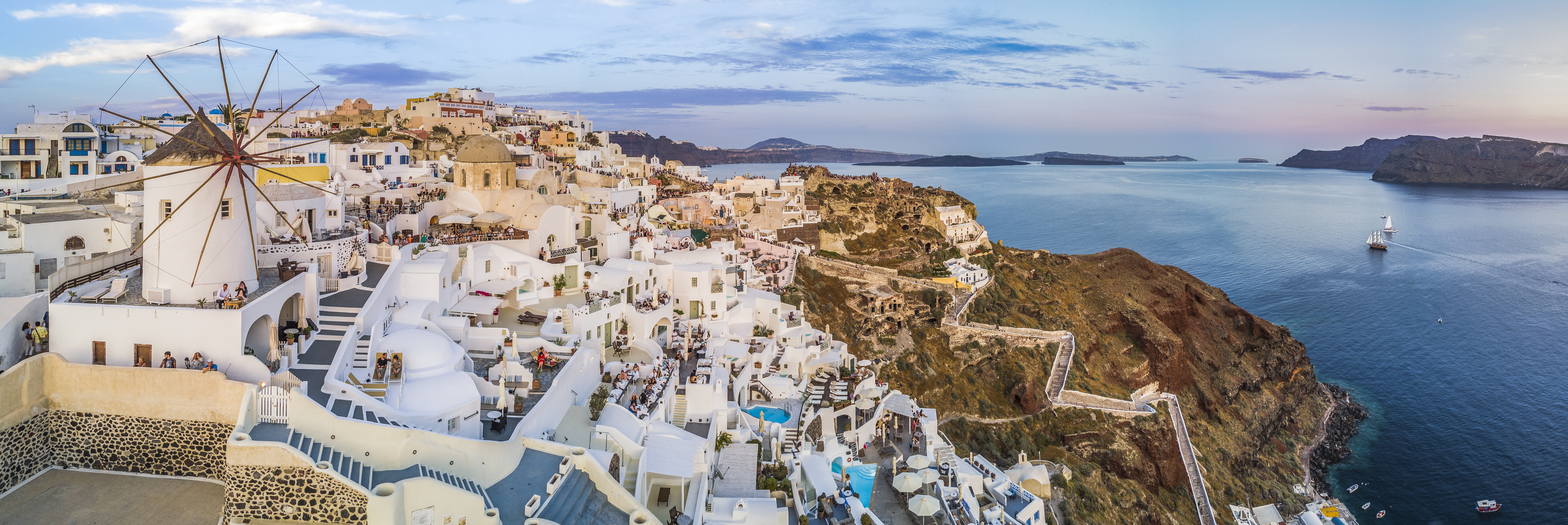 DJI-0249-santorini-oia.jpg